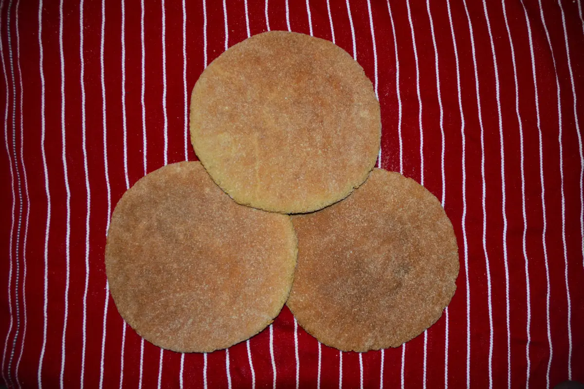 Homemade Moroccan Khobz (Everyday Bread)